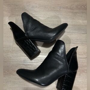 Steve Madden Black Ankle Boots with Patent Leather Croc-Embossed Heel